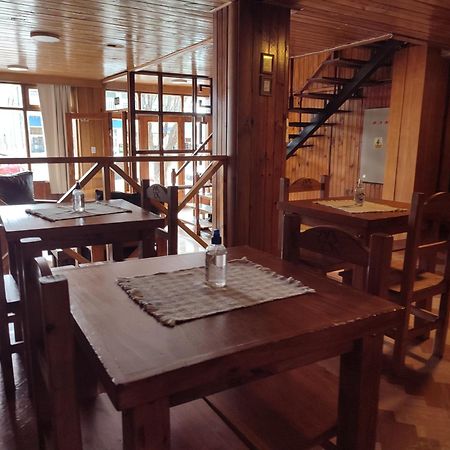 Hotel Alojamiento Curru Leuvu Bariloche Esterno foto