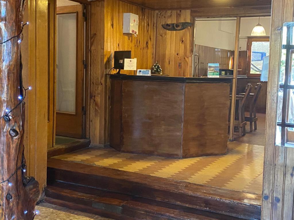 Hotel Alojamiento Curru Leuvu Bariloche Esterno foto