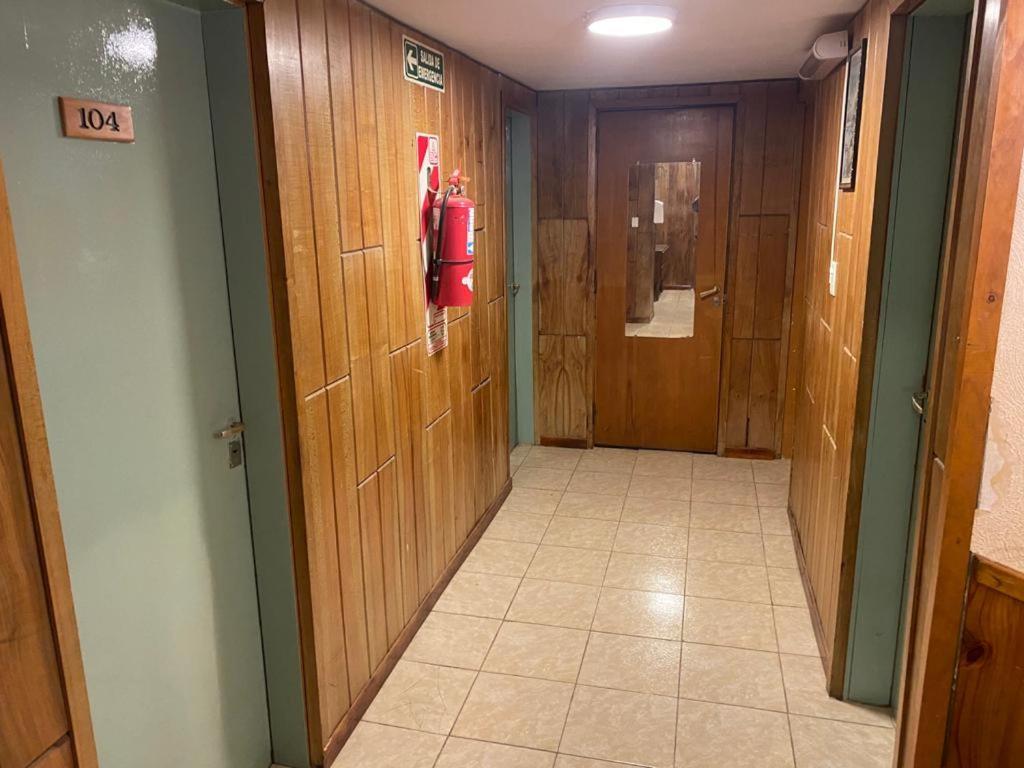 Hotel Alojamiento Curru Leuvu Bariloche Esterno foto
