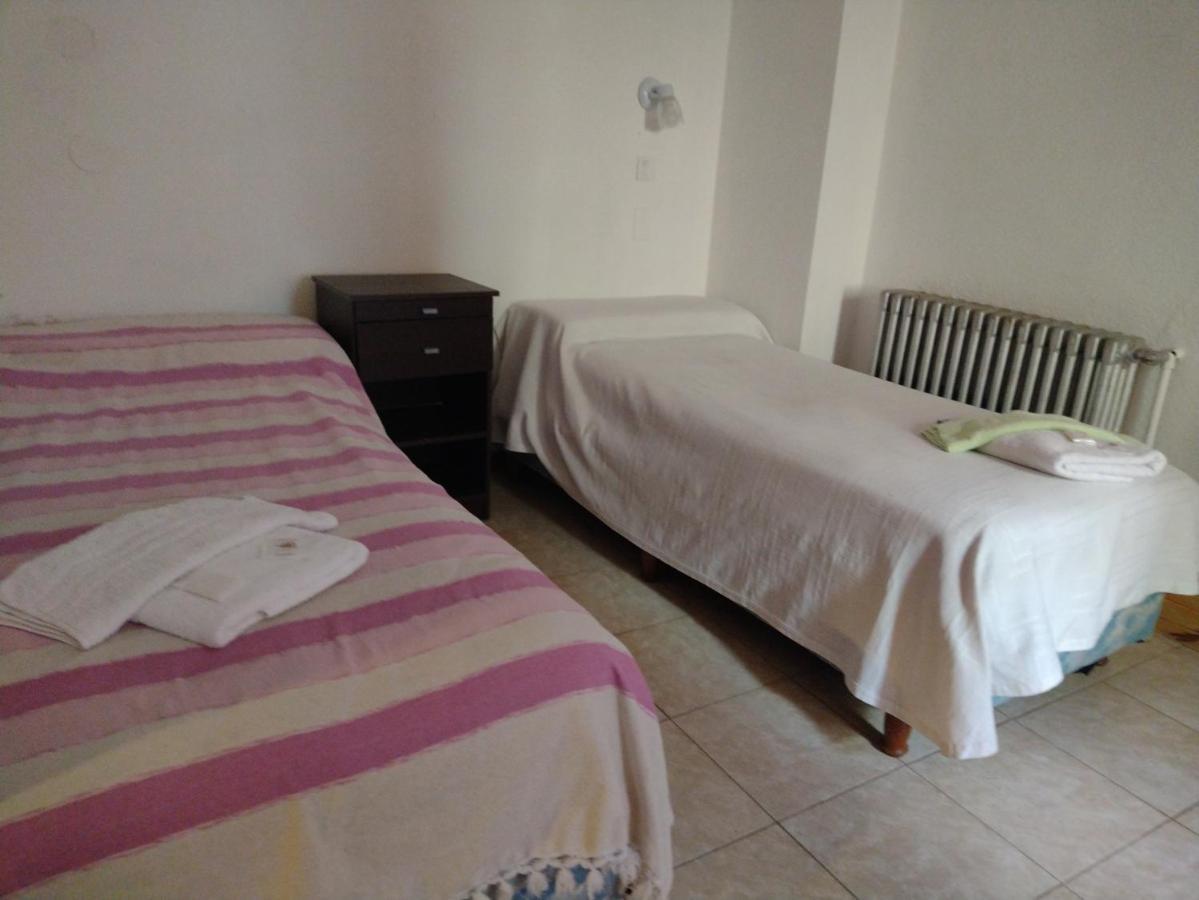 Hotel Alojamiento Curru Leuvu Bariloche Esterno foto